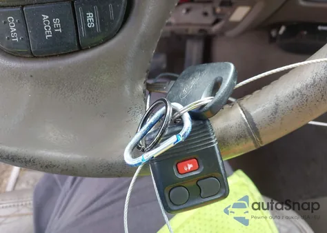 2000 Ford Excursion Limited из США, поврежденный, VIN 1FMSU43F2YED92221